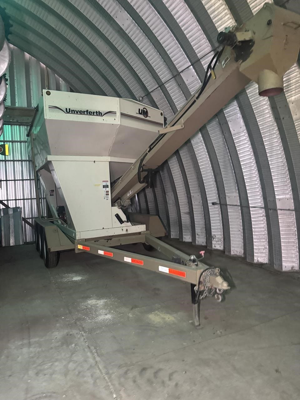 Unverferth 3750 Equipment Image0