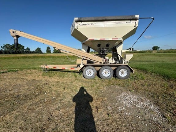 Unverferth 3750 Equipment Image0