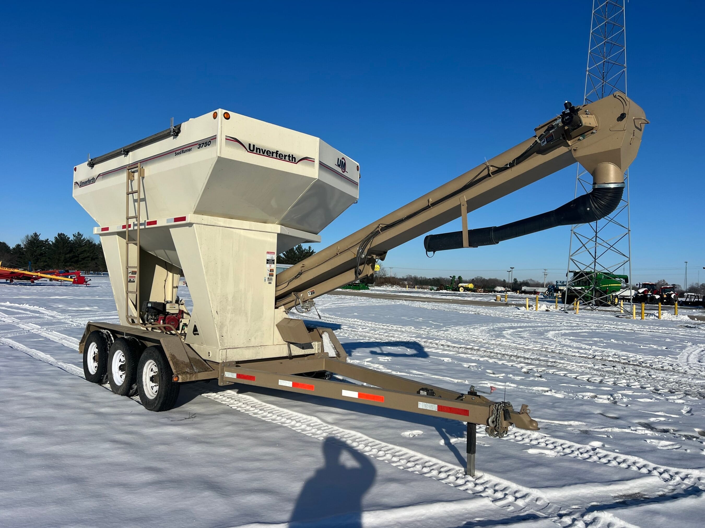 Unverferth 3750 Equipment Image0