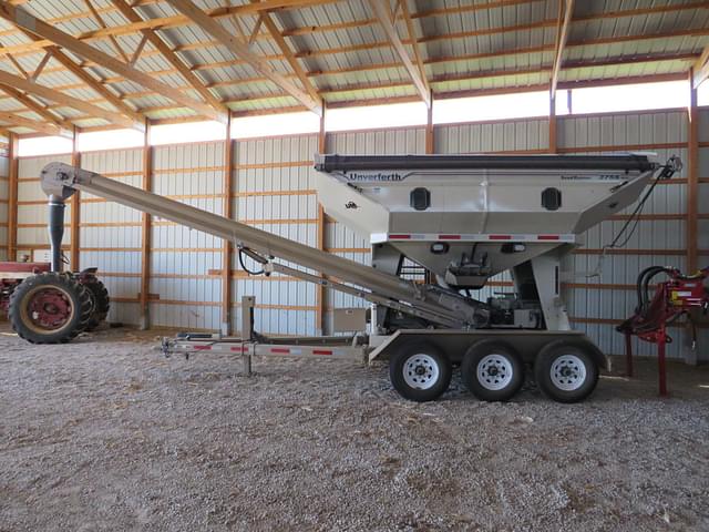 Image of Unverferth Seed Runner 3755XL equipment image 2