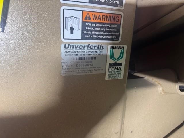 2013 Unverferth 400 Equipment Image0