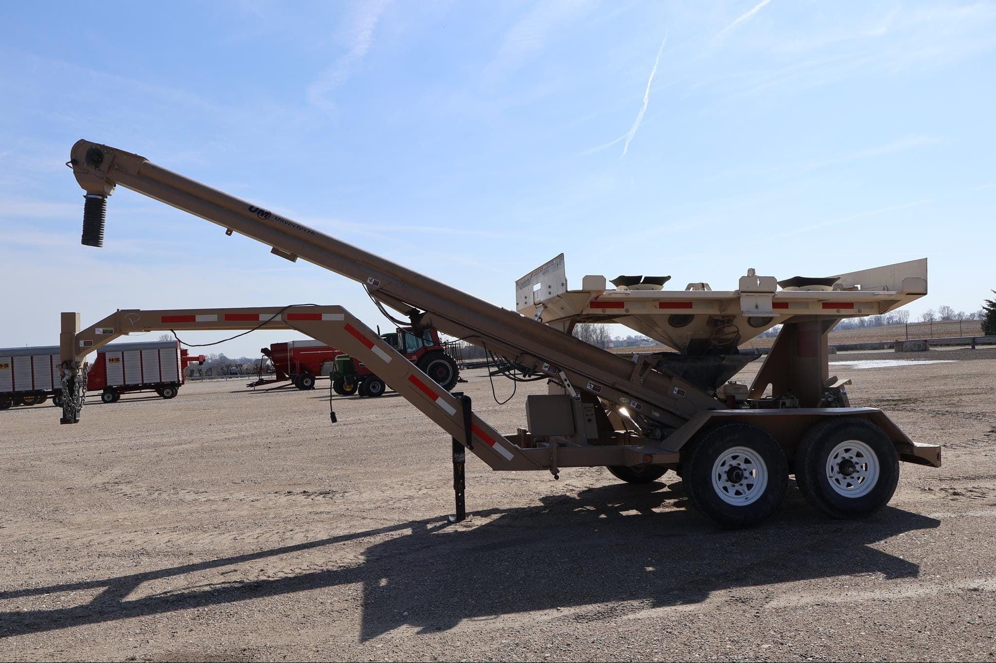 Unverferth Seed Pro 400 Equipment Image0