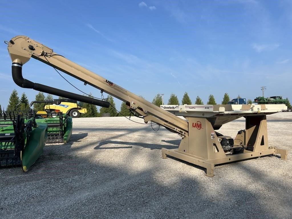Unverferth Seed Pro 410 Equipment Image0