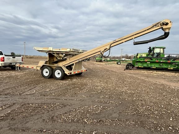 Image of Unverferth 410XL equipment image 4