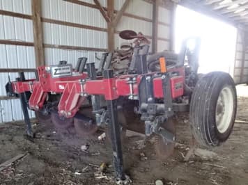 Main image Unverferth Zone-Builder