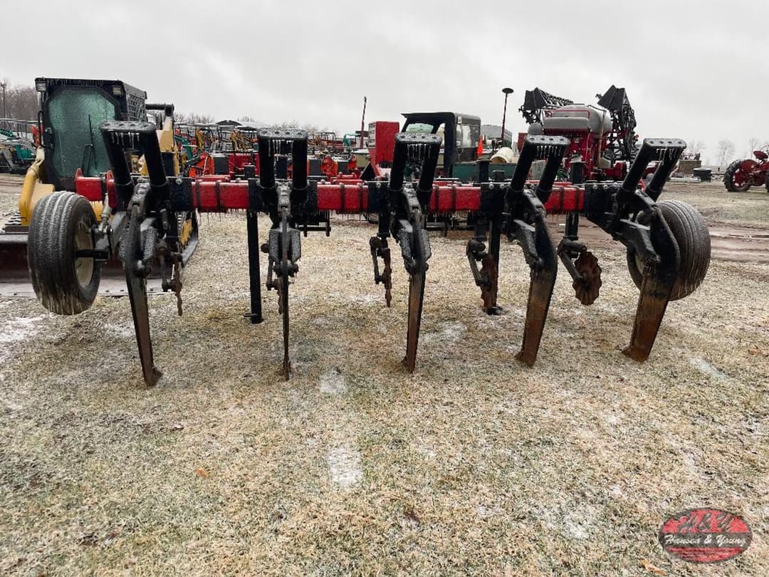 Image of Unverferth Zone-Builder Primary image