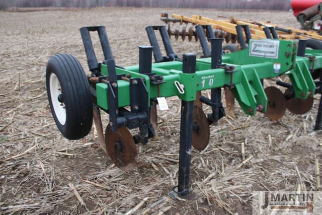 Image of Unverferth Zone-Builder 130 equipment image 4