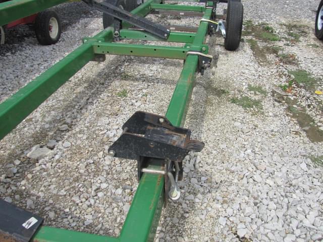 Image of Unverferth Roadrunner 630 equipment image 1