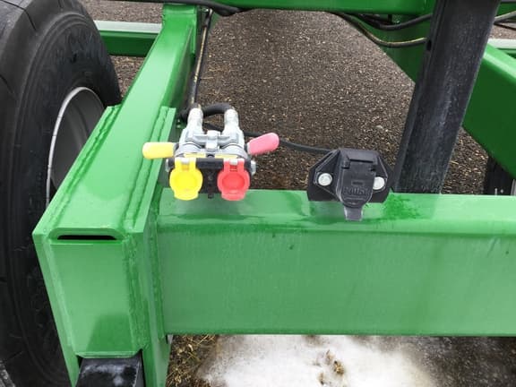 Image of Unverferth 700 equipment image 1