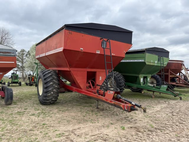 Image of Unverferth 8000 equipment image 1