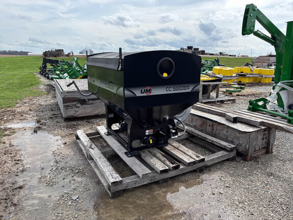 Image of Unverferth Cover Crop Seeder equipment image 1