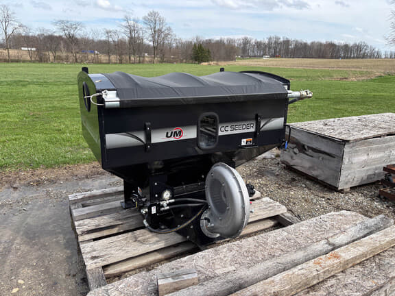 Image of Unverferth Cover Crop Seeder equipment image 2