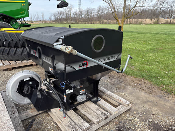 Image of Unverferth Cover Crop Seeder equipment image 3