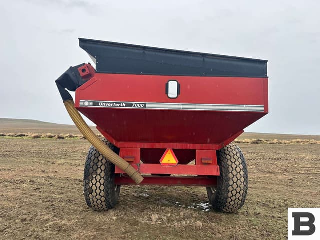 Image of Unverferth 7000 equipment image 1