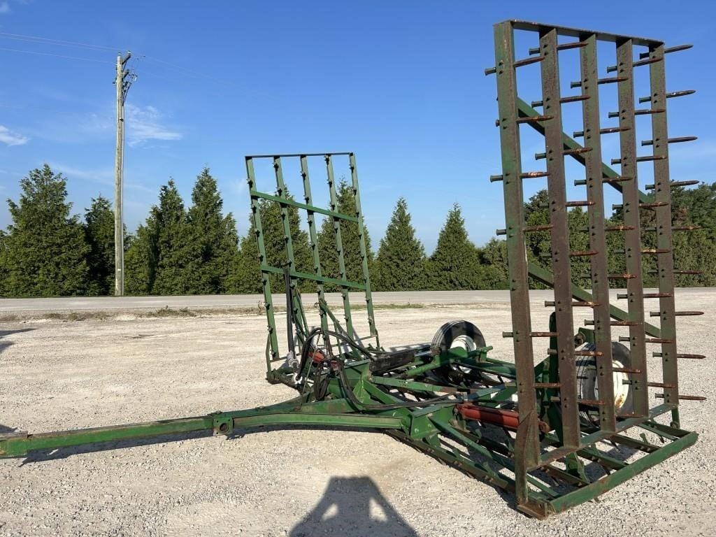 Unverferth Harrowgator Equipment Image0