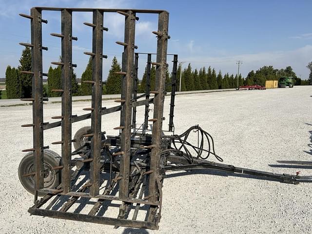 Image of Unverferth Harrowgator equipment image 3