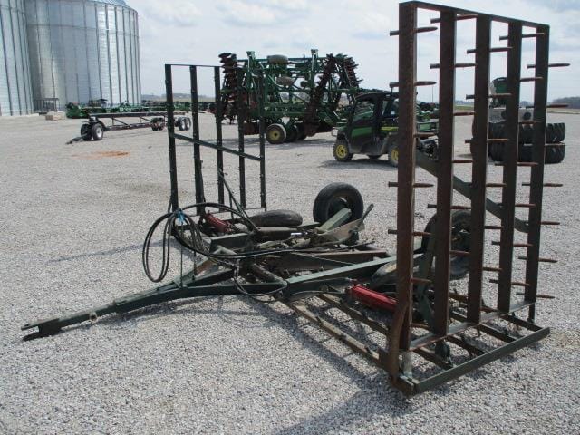 Unverferth Harrowgator Equipment Image0