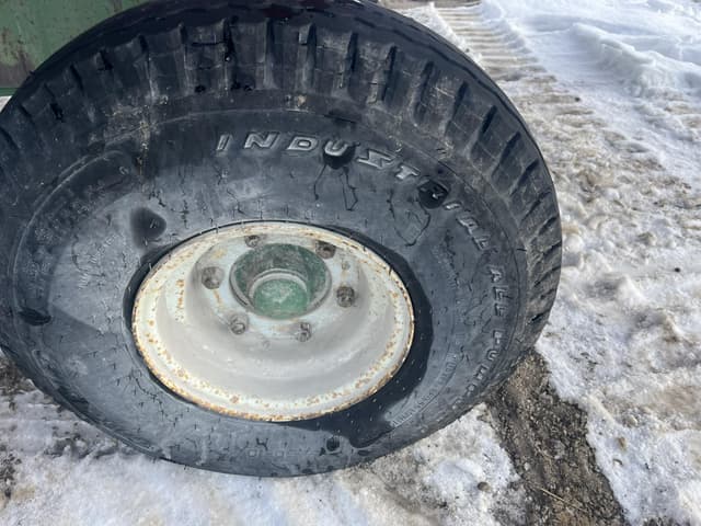 Image of Unverferth HT30 equipment image 2