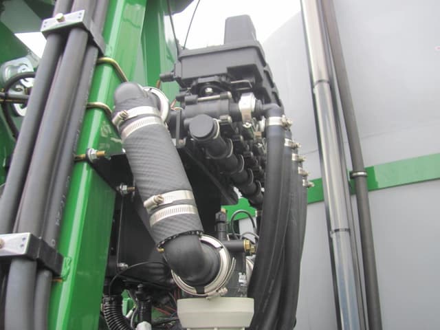Image of Unverferth Nutrimax 2600 equipment image 3