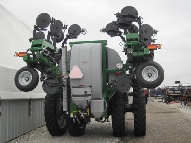 Image of Unverferth Nutrimax 2600 equipment image 4