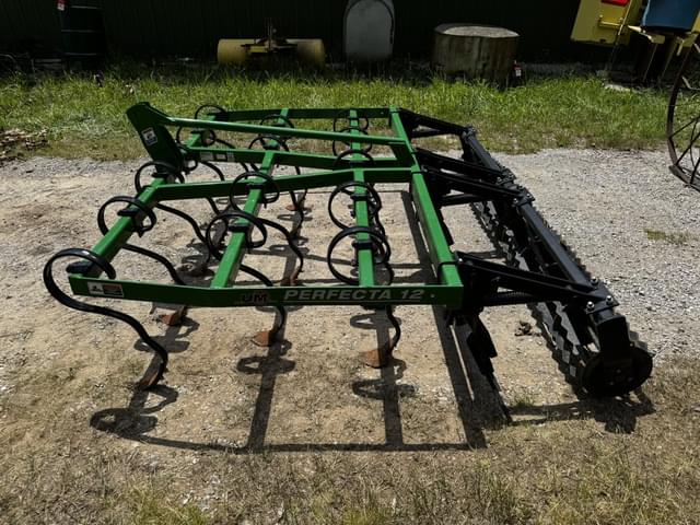 Image of Unverferth Perfecta 12 equipment image 2