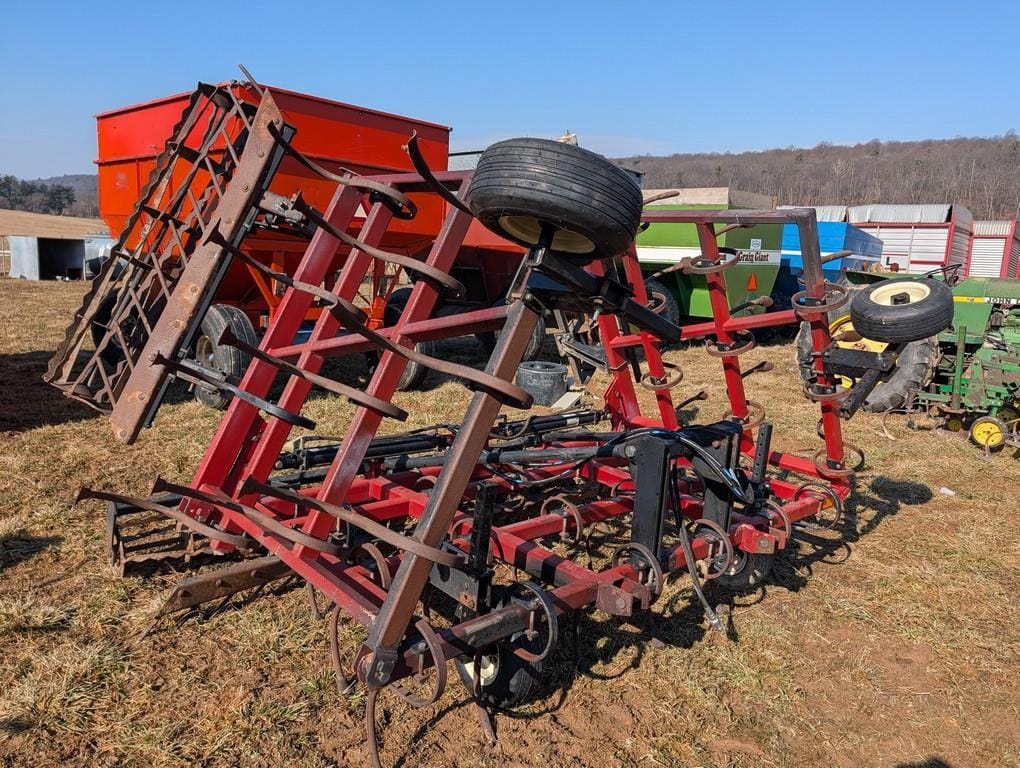 Unverferth Perfecta II Equipment Image0