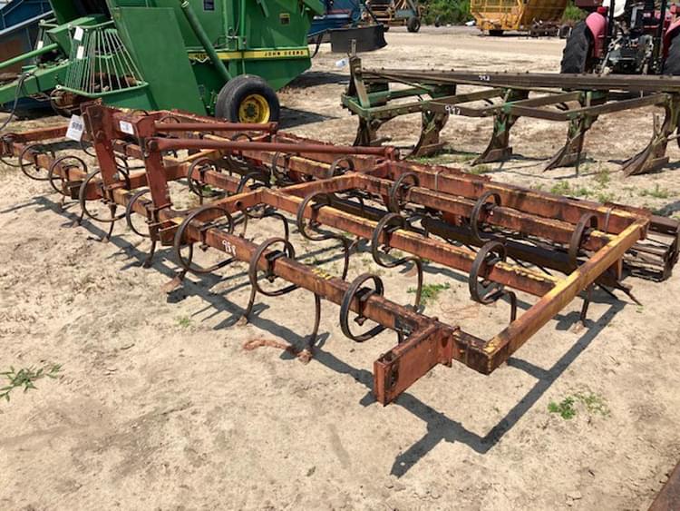 Unverferth Perfecta II Tillage Field Cultivators for Sale | Tractor Zoom