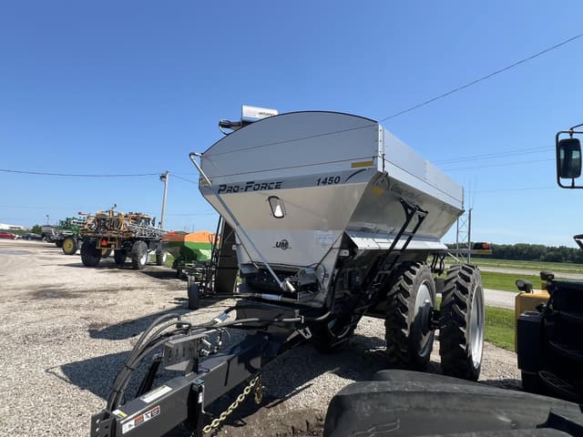 Image of Unverferth Pro-Force 1450 equipment image 4