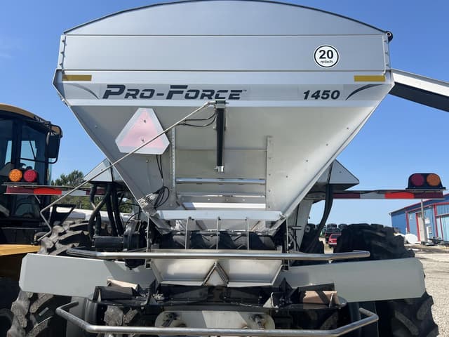 Image of Unverferth Pro-Force 1450 equipment image 2