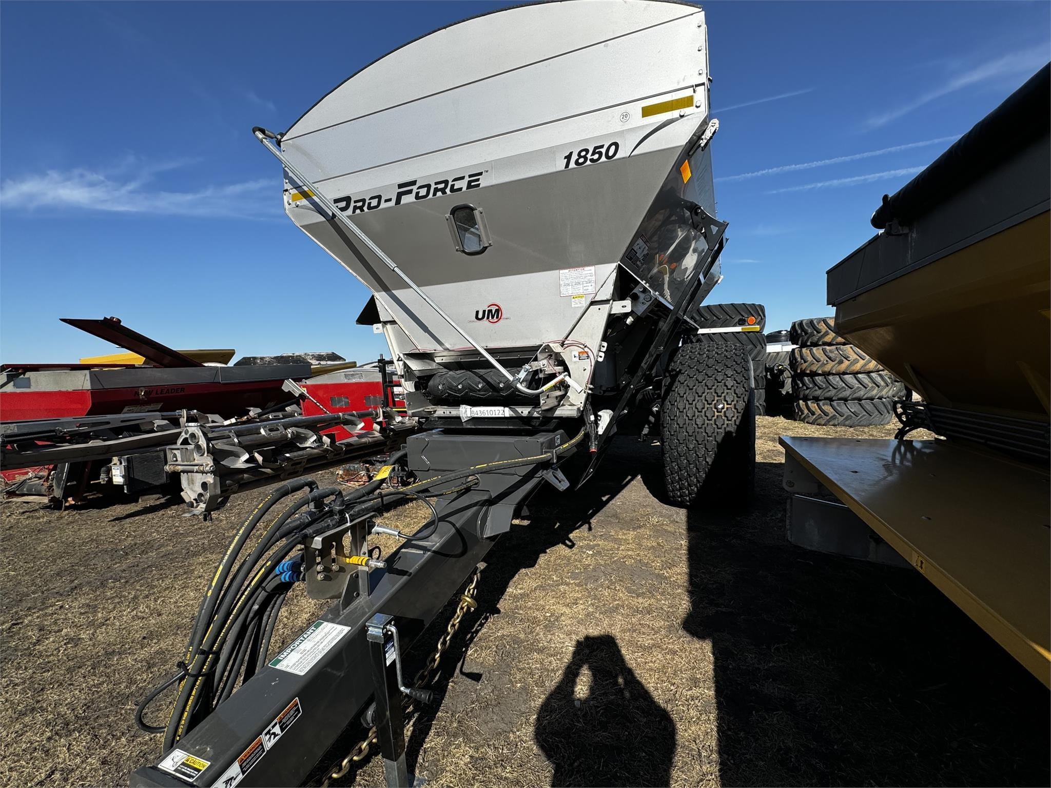 Unverferth Pro Force 1850 Equipment Image0