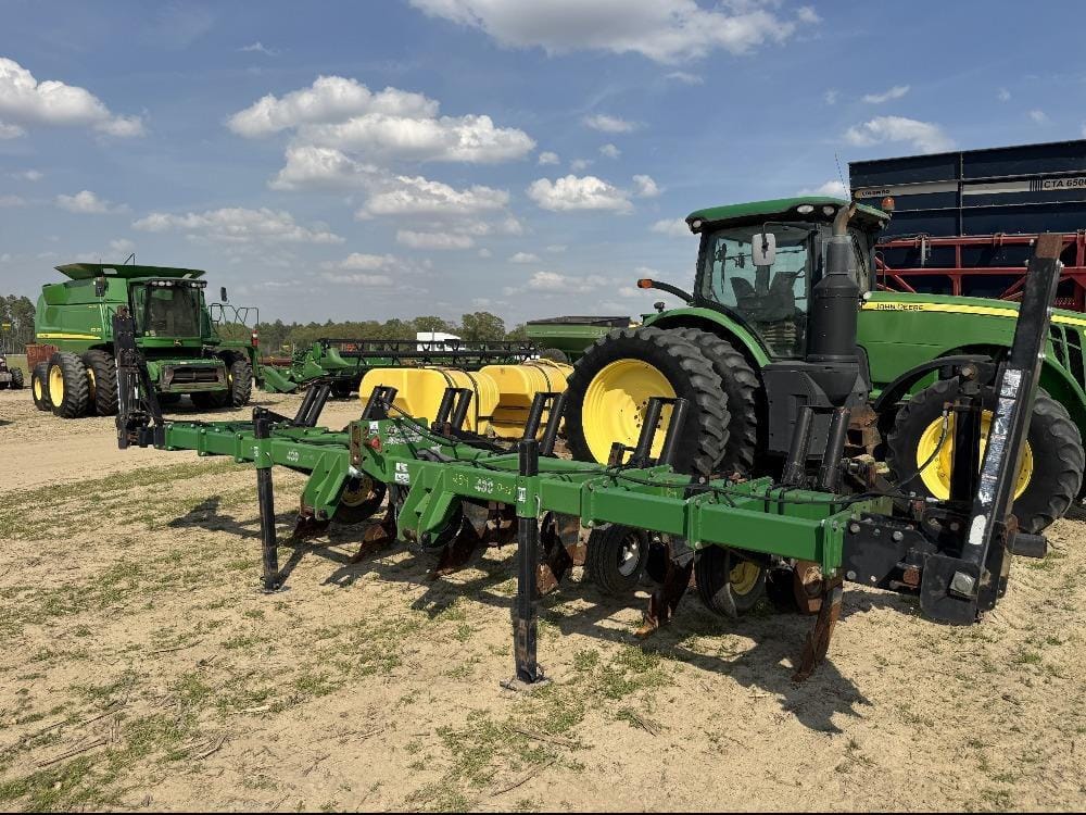 Unverferth 430 Equipment Image0