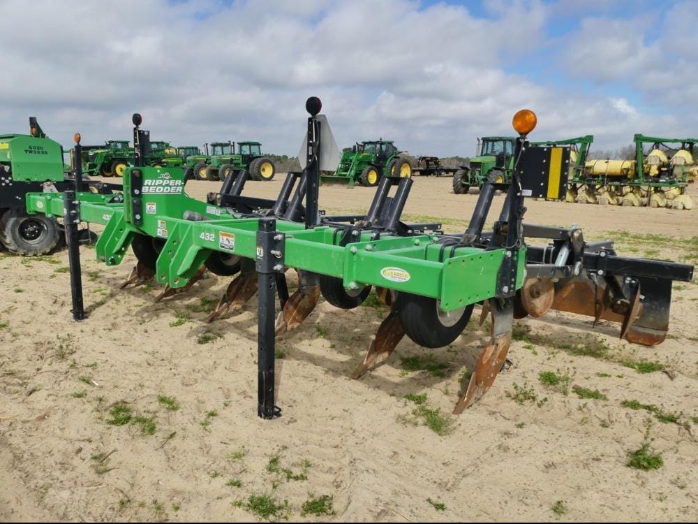 Unverferth 432 Equipment Image0