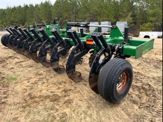 Image of Unverferth Ripper-Stripper 330 equipment image 4