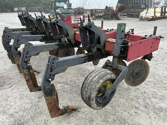 Image of Unverferth Ripper Stripper 310 equipment image 4