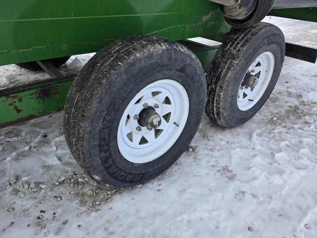 Image of Unverferth Roadrunner equipment image 4