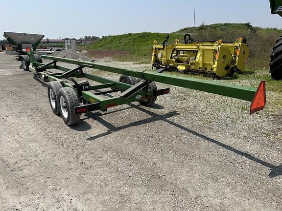 Image of Unverferth Roadrunner 636 equipment image 2