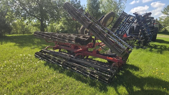 Image of Unverferth 220 equipment image 3