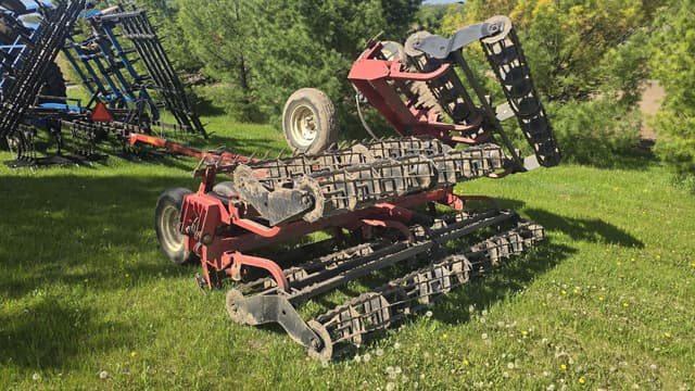 Image of Unverferth 220 equipment image 2