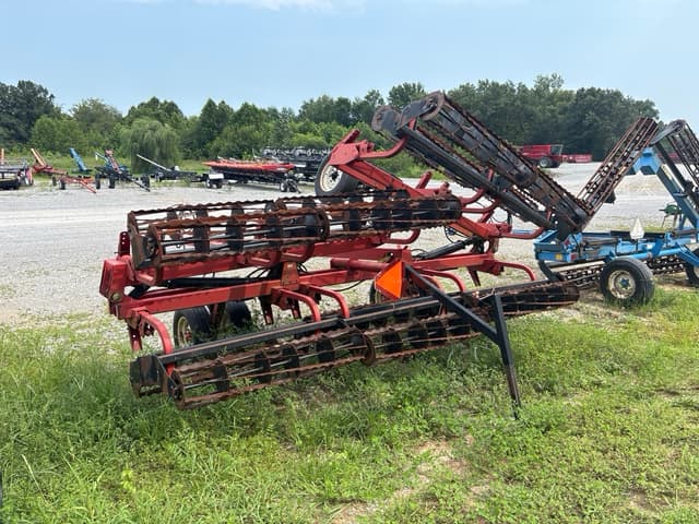 Image of Unverferth 225 equipment image 4