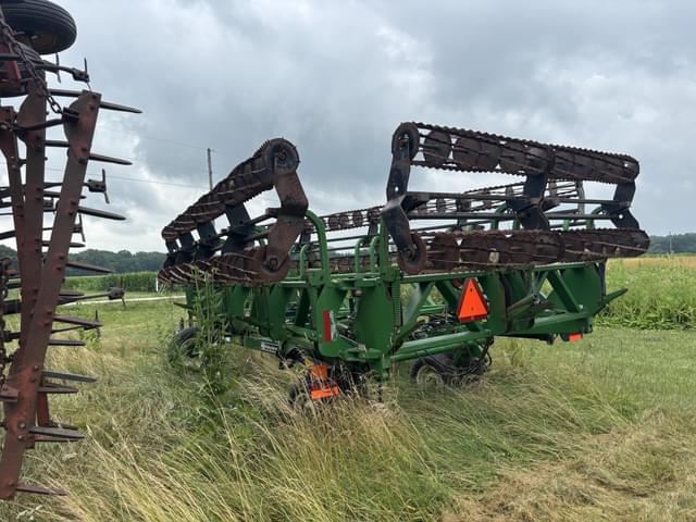 Image of Unverferth Rolling Harrow 235 equipment image 4