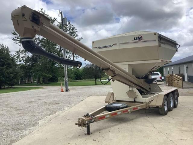 Image of Unverferth 3750XL equipment image 4