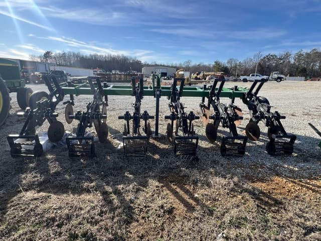 Image of Unverferth Zone-Builder 132 equipment image 2