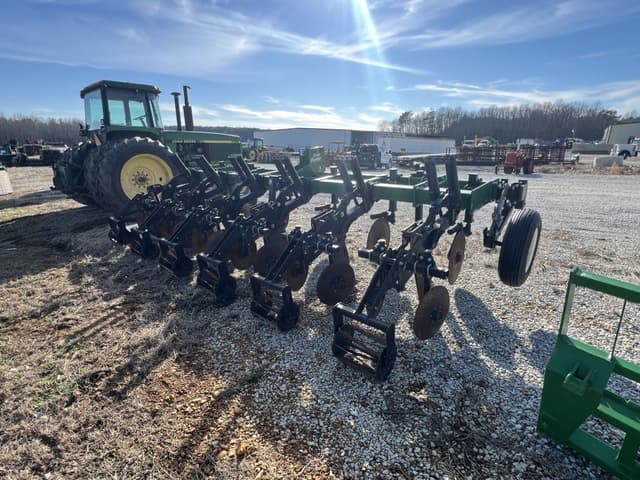 Image of Unverferth Zone-Builder 132 equipment image 3