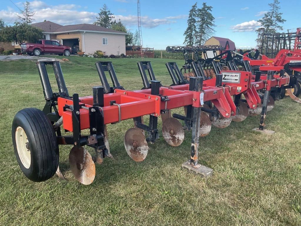 Unverferth Zone-Builder Equipment Image0