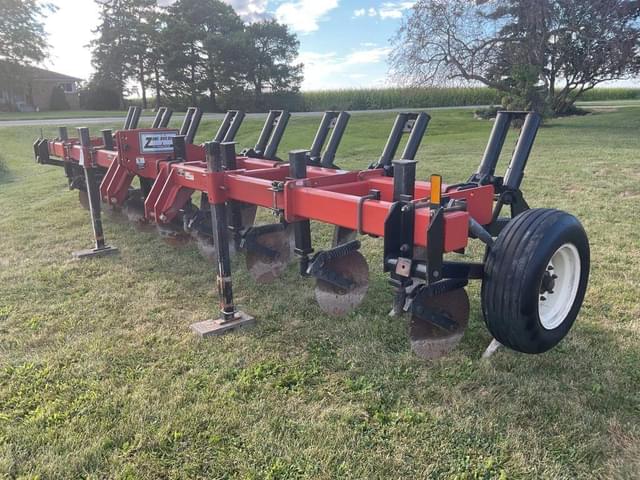 Image of Unverferth Zone-Builder equipment image 1