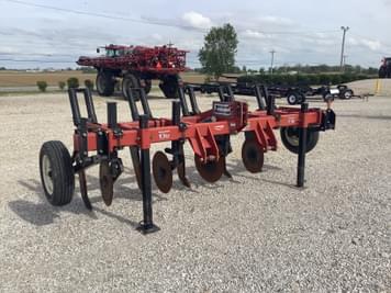 Main image Unverferth Zone-Builder 130