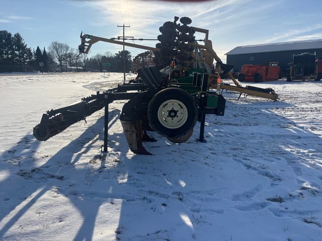 Image of Unverferth Zone-Builder 132 equipment image 1