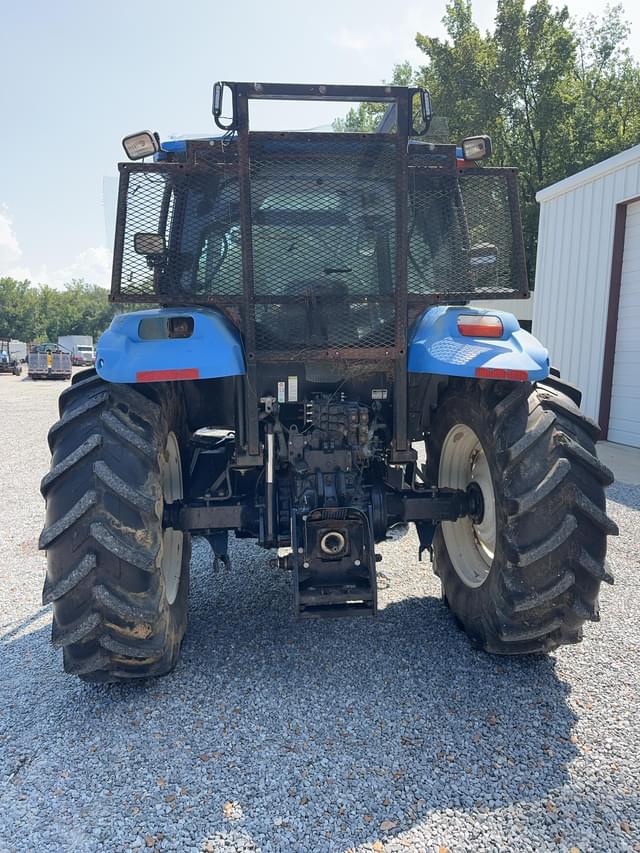 Image of New Holland T6020 equipment image 3