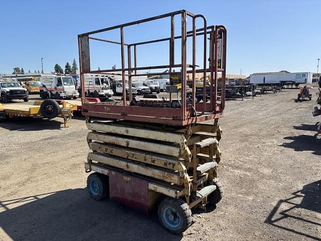 Image of Upright F5018 equipment image 3
