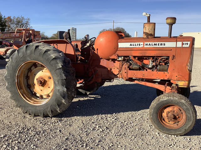 Image of Allis Chalmers D19 equipment image 1